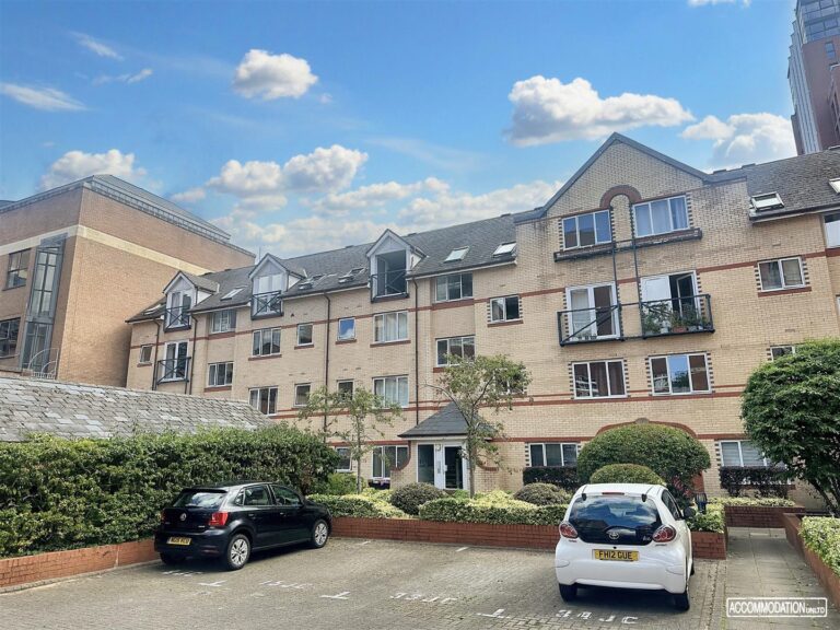 Jessop Court Ferry Street Bristol